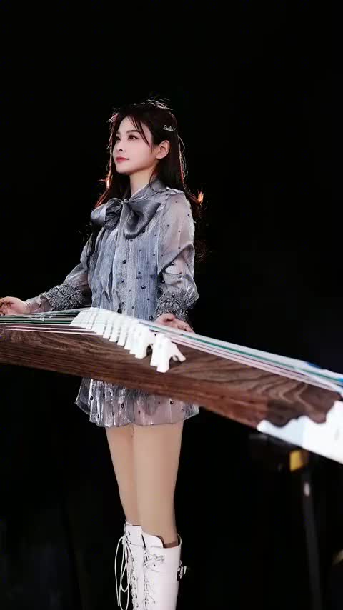 联盟明星秀功极品，精彩一战赢得掌声雷动